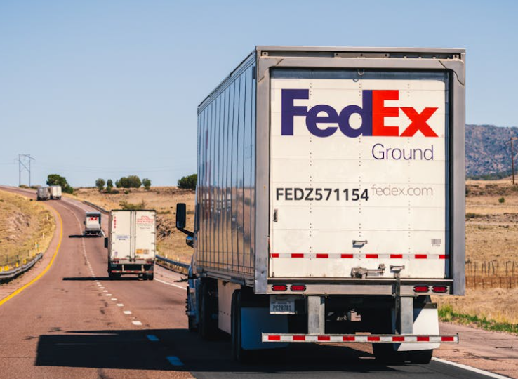 AHS/OS貨型看過來！FedEx旺季附加費優惠來了