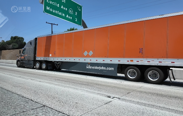 那些還在糾結快遞還是卡派的人，建議先看看這篇“省錢公式”